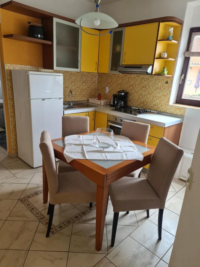 Apartment Danica Ljubač Exterior foto